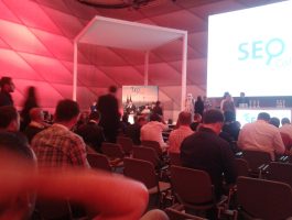 2016-10-27-seo-day-speaker-verleihung-jens-fauldrath